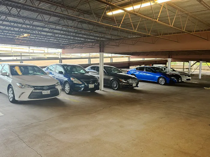 Sadaat Rideshare Rental Picture 2