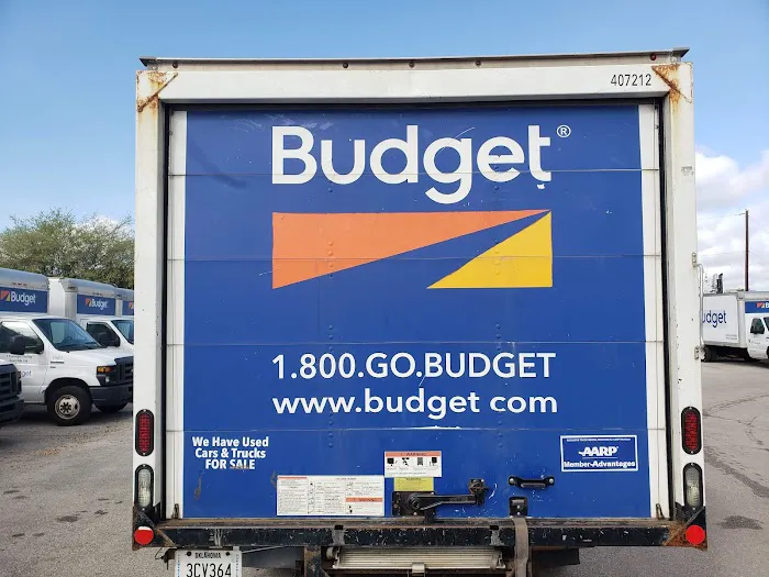 Budget Car Rental Picture 3