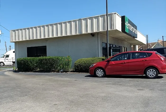 Enterprise Rent-A-Car Picture 4