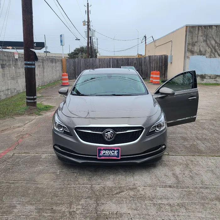 Spacecity Car Rentals Picture 4
