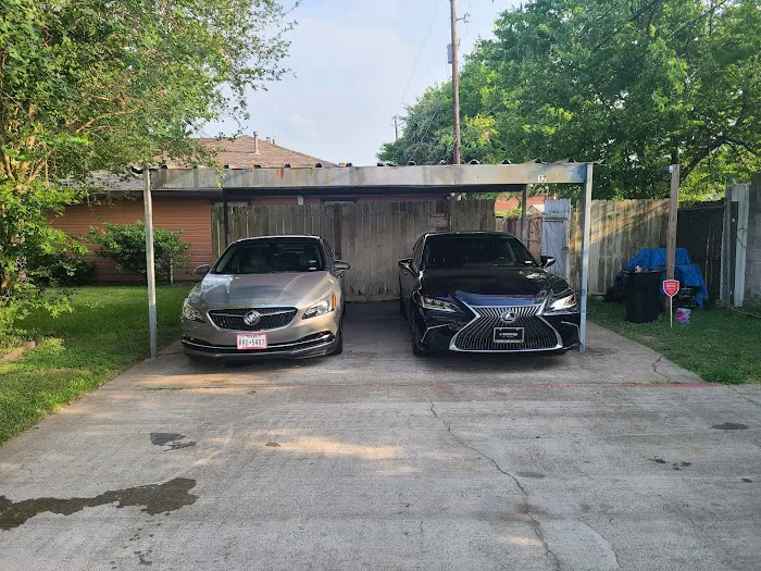 Spacecity Car Rentals Picture 5