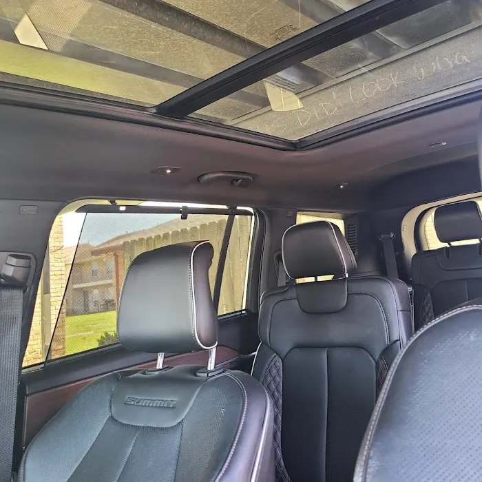 Spacecity Car Rentals Picture 3