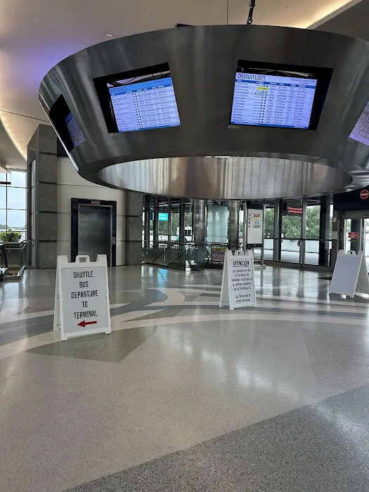 Avis Car Rental Picture 10