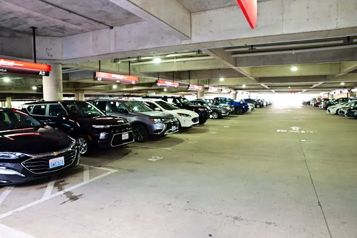 Avis Car Rental Picture 7