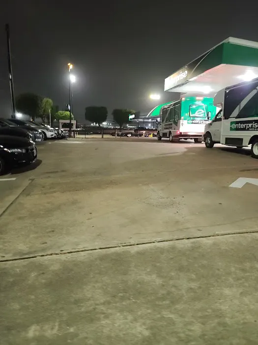 Enterprise Rent-A-Car Picture 3