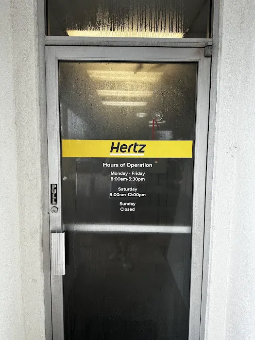Hertz Car Rental - Houston - Katy Freeway Picture 8
