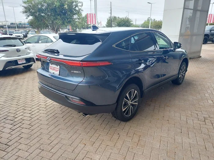 Toyota Rent-A-Car of Houston Picture 8