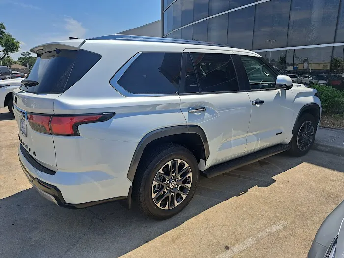 Toyota Rent-A-Car of Houston Picture 6
