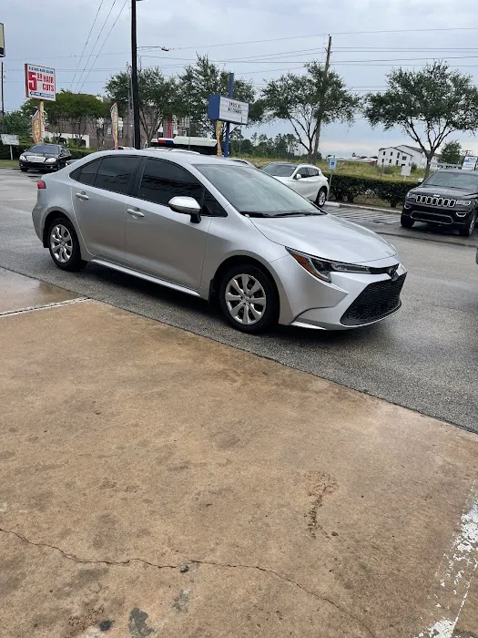 Hertz Car Rental - Houston - A Fm 1960 West Picture 5