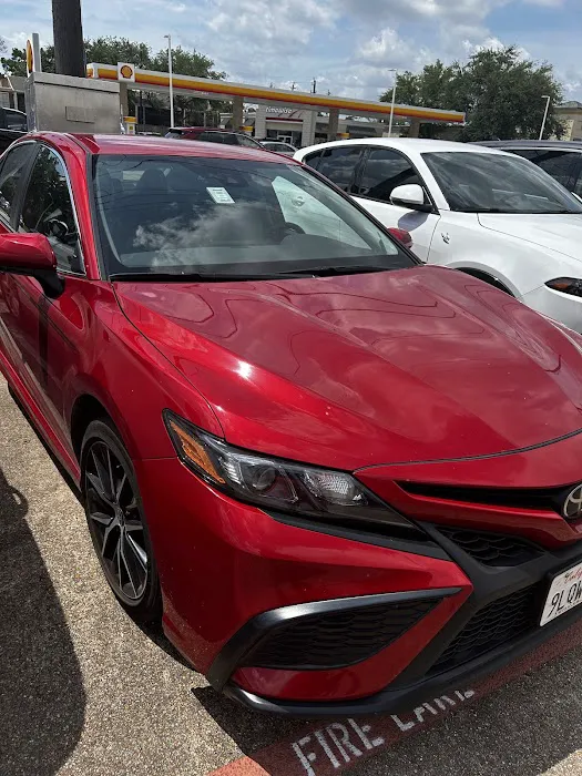 Avis Car Rental Picture 7