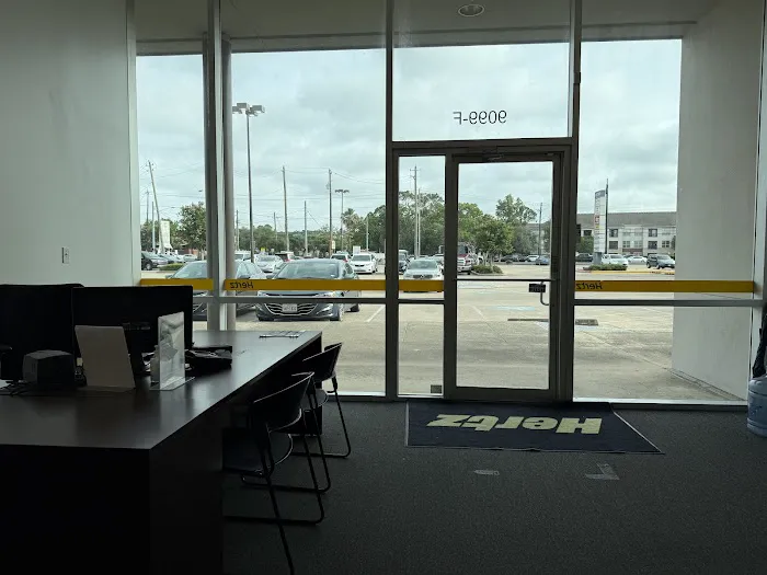 Hertz Car Rental - Houston - Westheimer Picture 5