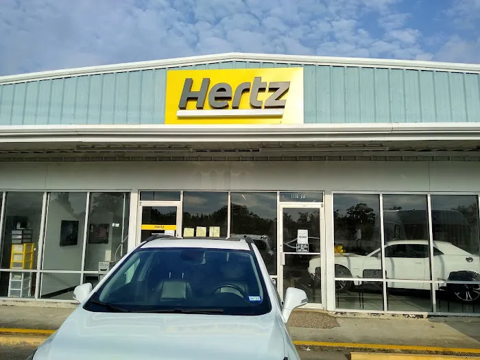 Hertz Car Rental - Pearland - N Main Street Picture 8
