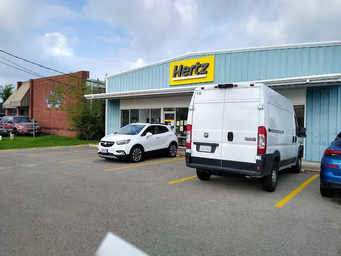 Hertz Car Rental - Pearland - N Main Street Picture 5