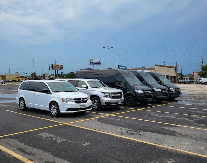 Q1 Auto Rentals Picture 8