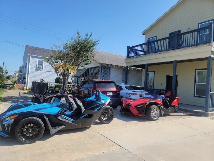 Lit Slingshot Rentals Picture 1