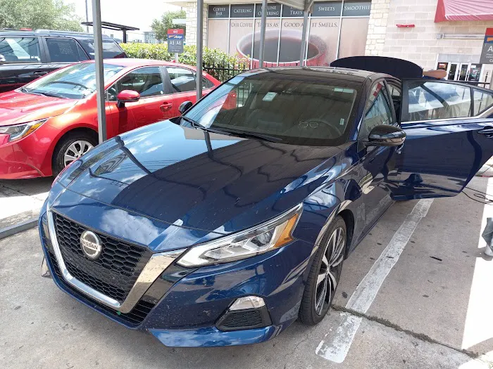 Avis Car Rental Picture 8