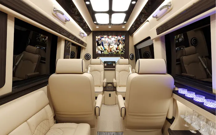 Luxury Car Rental Picture 7