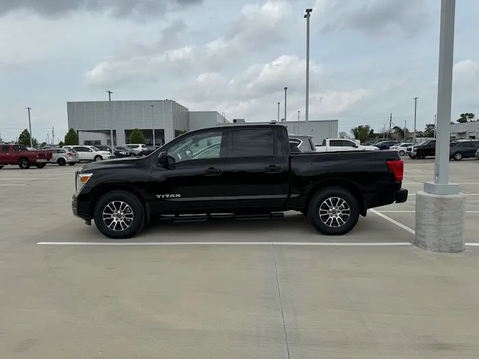 Fred Haas Nissan Rental Picture 2