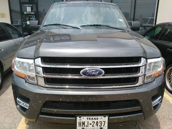 Enterprise Rent-A-Car Picture 8