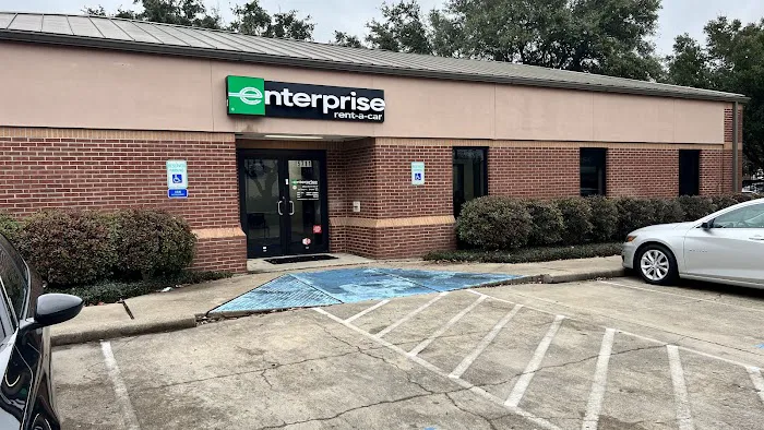 Enterprise Rent-A-Car Picture 9