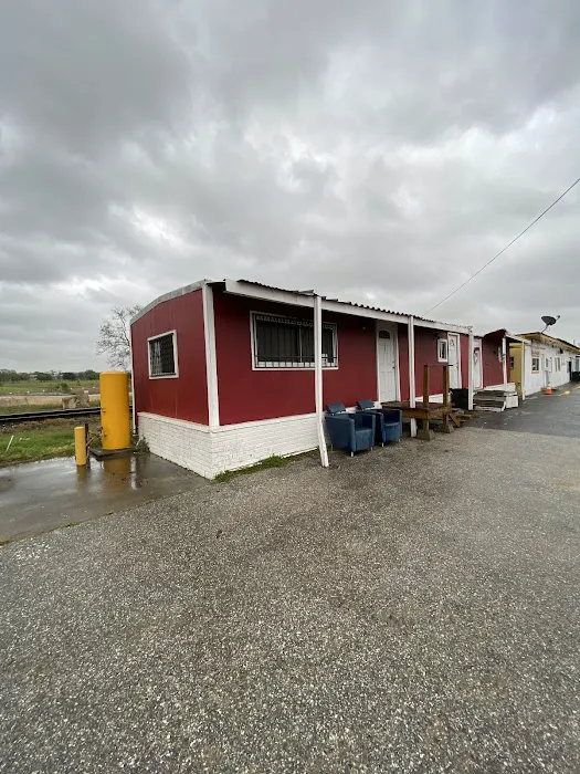 HQ Road Rentals Picture 3