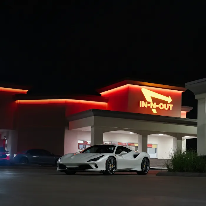 Luxe AF Motors Picture 9
