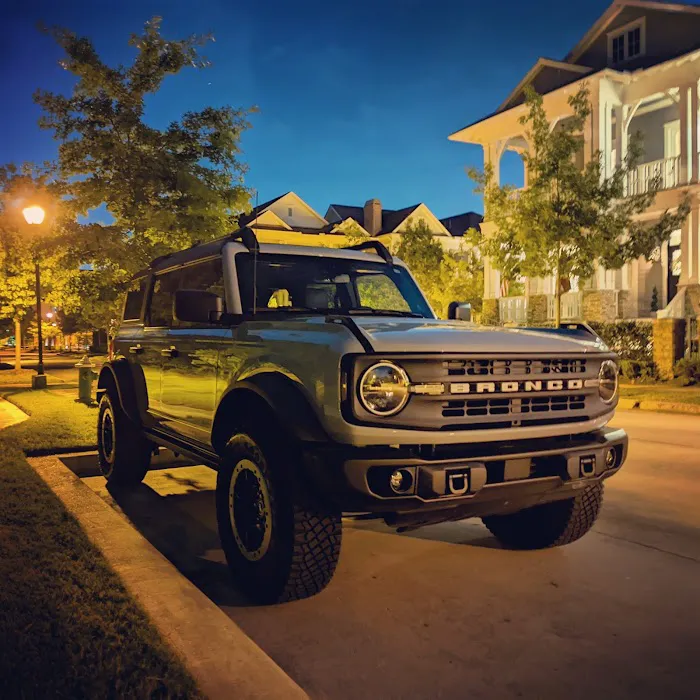 Adventure Vehicles Picture 4