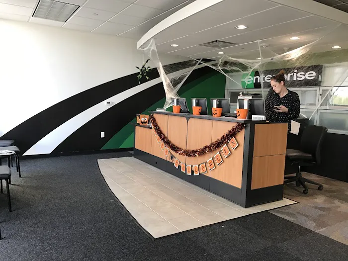Enterprise Rent-A-Car Picture 4