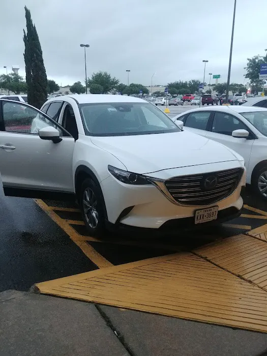 Avis Car Rental Picture 10