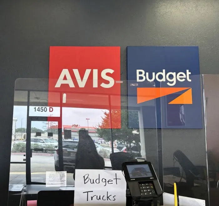 Avis Car Rental Picture 3