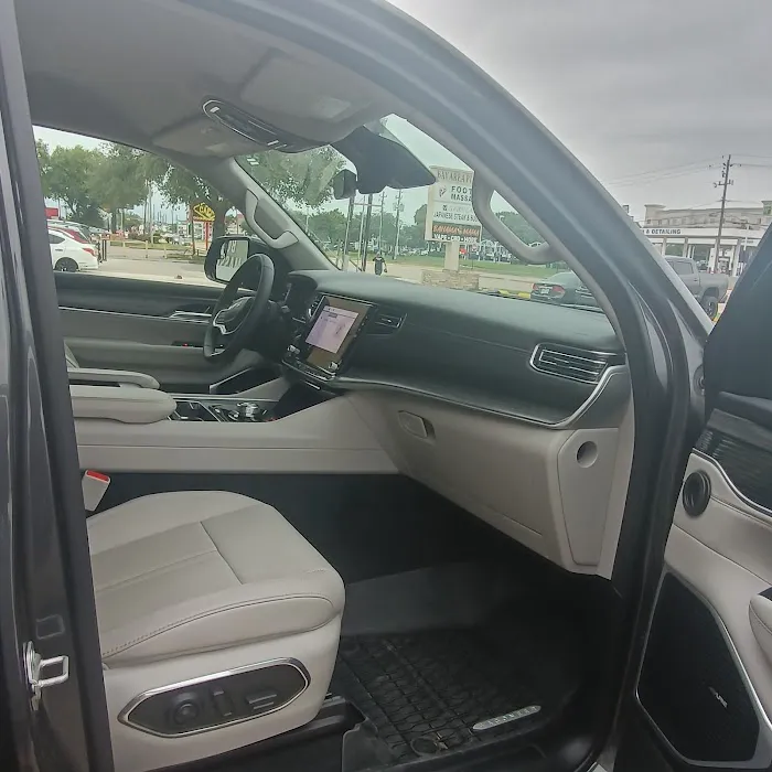 Enterprise Rent-A-Car Picture 2