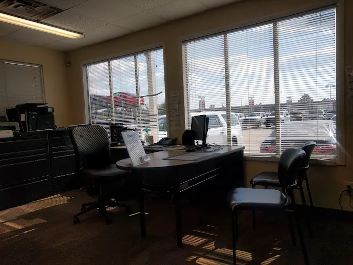 Enterprise Rent-A-Car Picture 7
