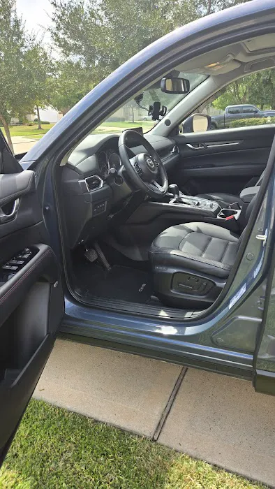 Enterprise Rent-A-Car Picture 8