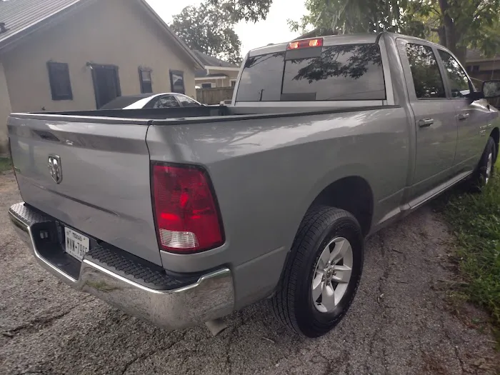 Hertz Car Rental - Baytown - Garth Road Picture 9