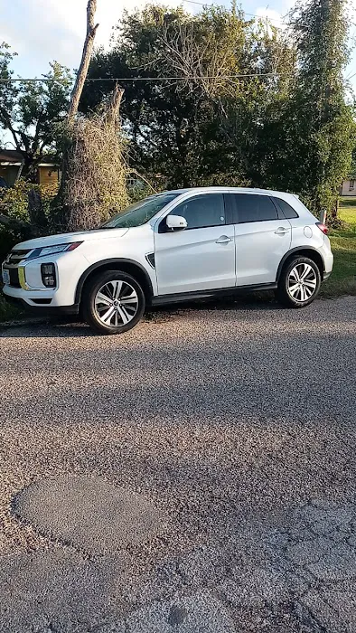Avis Car Rental Picture 1