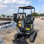 Unique Luxury & Heavy Equip. Llc