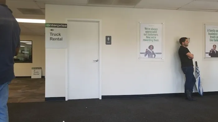 Enterprise Rent-A-Car Picture 4