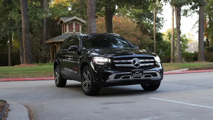 City Lux Car Rentals Picture 10