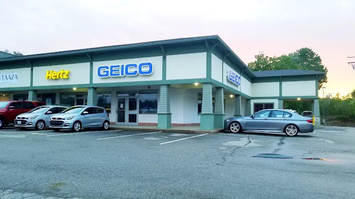 Hertz Car Rental - North Hampton - Lafayette Street Picture 3