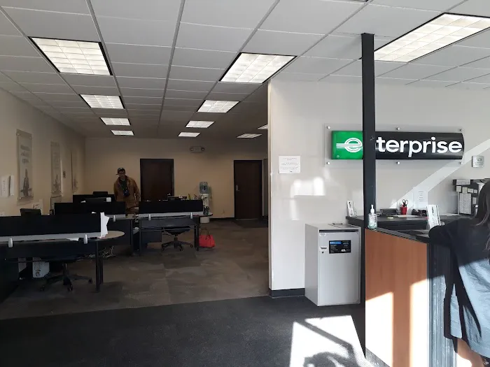 Enterprise Rent-A-Car Picture 4