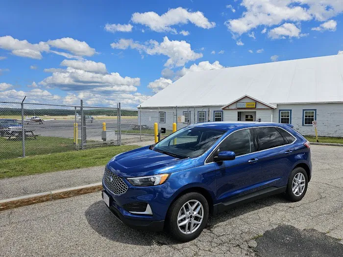 Hertz Car Rental - Concord - Concord Concord Aviation Hle (MHT) Picture 7