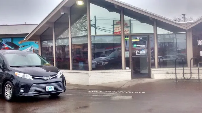 Enterprise Rent-A-Car Picture 2
