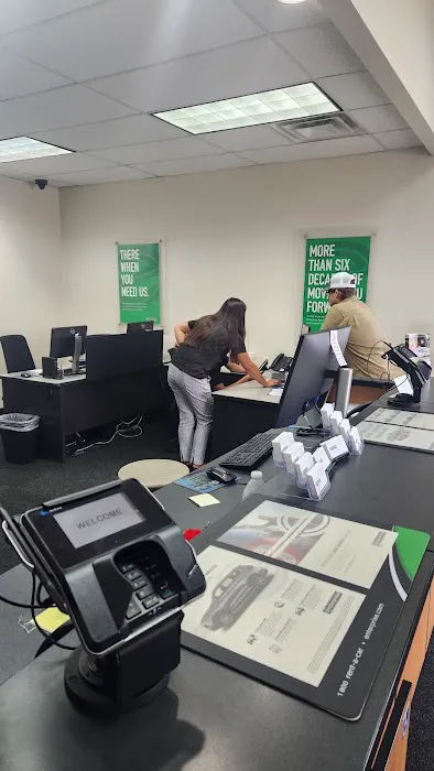 Enterprise Rent-A-Car Picture 6