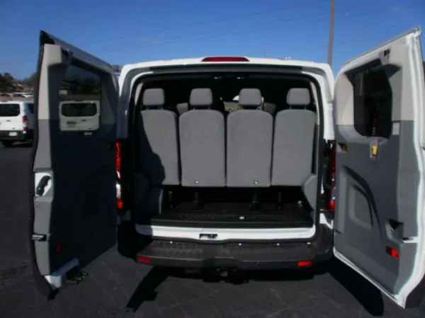 BusMax Rent-A-Bus Picture 9