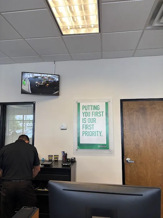 Enterprise Rent-A-Car Picture 4