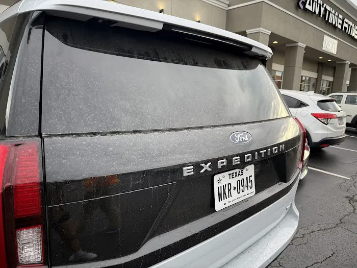 Avis Car Rental Picture 5