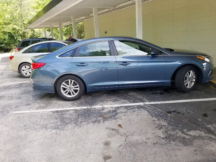 Enterprise Rent-A-Car Picture 6