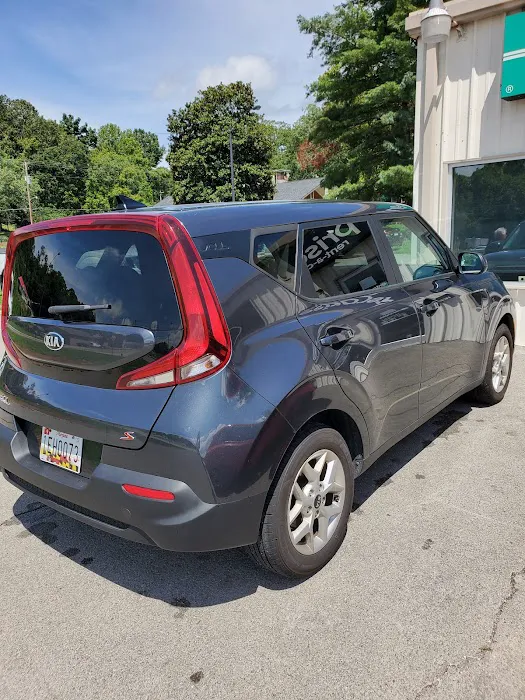 Enterprise Rent-A-Car Picture 2