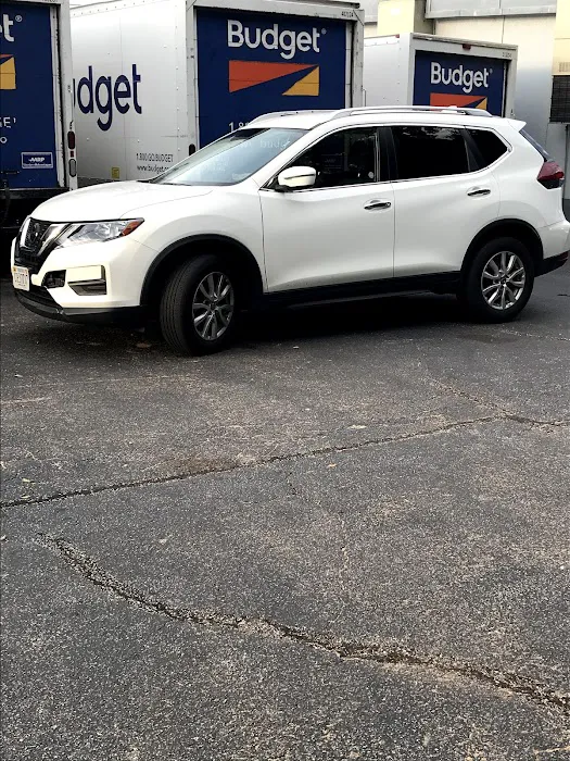 Avis Car Rental Picture 8