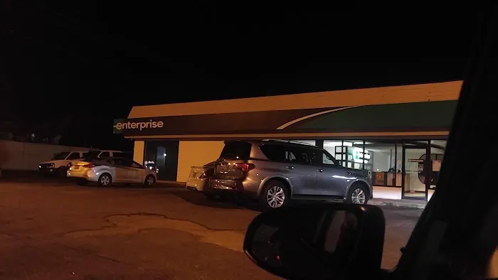 Enterprise Rent-A-Car Picture 3